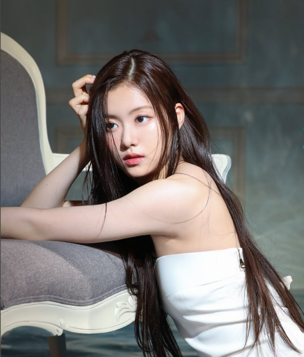 학폭' 김가람, '전속계약 해지' 퇴출...'르세라핌 5인 체제 활동' - 서울뉴스통신
