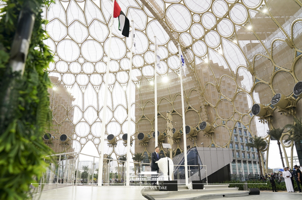 문재인 대통령은 16일 오후 4시(현지시각) UAE 두바이 엑스포 '한국의 날' 공식 행사에 참석해 "두바이 엑스포의 심장 ‘알 와슬 플라자’에서 ‘한국의 날’ 연설을 하게 되어 매우 뜻깊다"고 말했다. /청와대