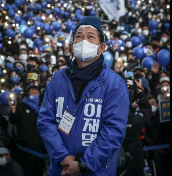 송영길 더불어민주당 당대표는 지난 8일 서울 청계천 광장에서 열린 이재명 후보와 합동 유세를 펼쳤다. /송영길 페이스북