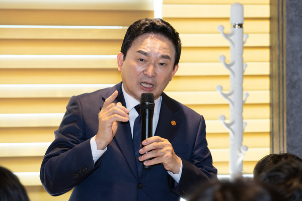 국토교통부는 원희룡 장관을 수석대표로 하는 민·관 대표단이 오는 27일부터 ICAO 본부에서 열리는 제41차 ICAO 총회에 참석하여 ICAO 이사국 8연임 달성에 도전한다고 밝혔다. / 사진 = 서울뉴스통신DB