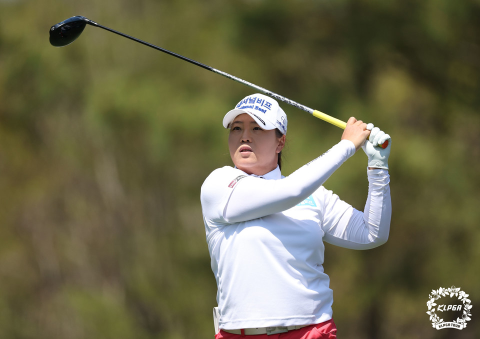 안선주 2023롯데렌터카여자오픈3R 3번홀 티샷