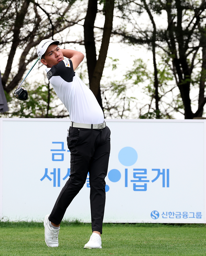 파차라 콩왓마이 1번홀 드라이버 티샷 /KPGA