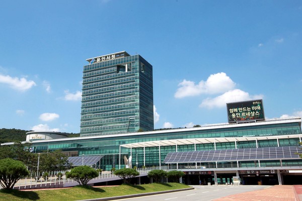 용인특례시청사 전경.