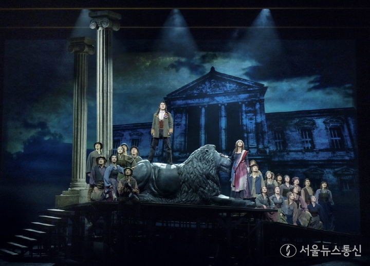 뮤지컬 마리 앙투아네트 공연 사진. / 사진 = EMK 뮤지컬컴퍼니 제공