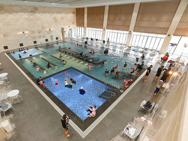 ▲해양치유센터 딸라소풀 전경(사진 = 완도군)