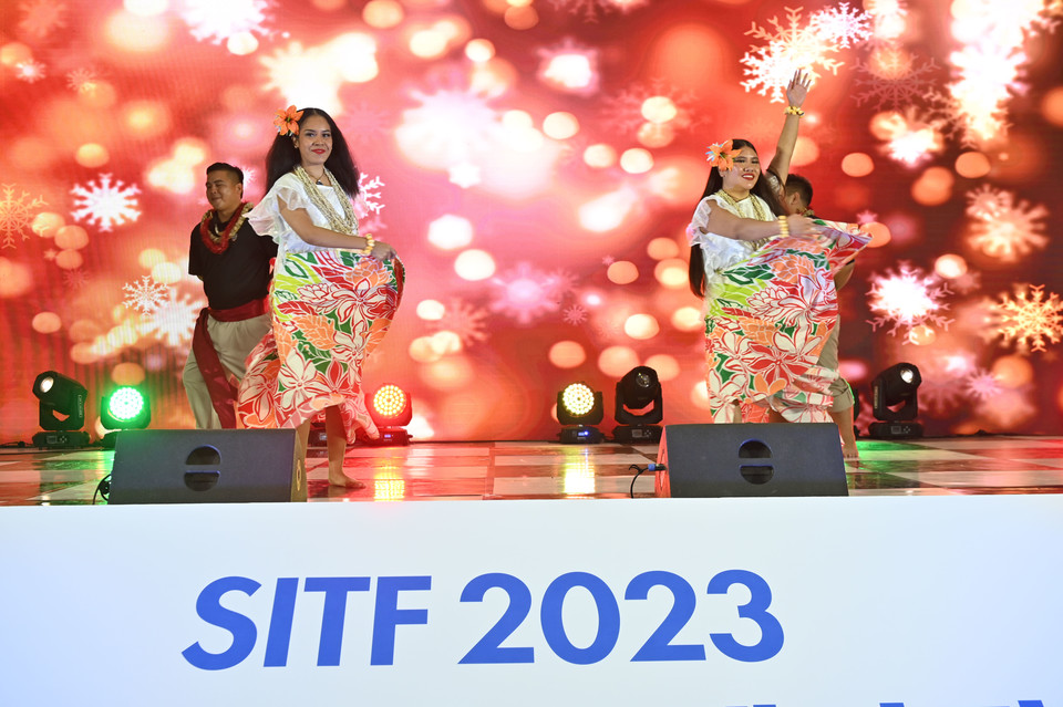 제39회 서울국제관광전(SITF 2024)이 오는 9일~12일까지 4일간, 서울 코엑스 A홀에서 열린다. 주최사인 코트파는 제3회 ‘2024 세계관광산업컨퍼런스’도 동시에 개최한다고 7일 밝혔다. 이번 국제관광전은 필리핀, 태국, 베트남 등 7개국 관광 장관이 참석하며, 40여 개국 400여 기관‧단체 총 500 부스의 규모로 치러진다. 사진제공 코트파 