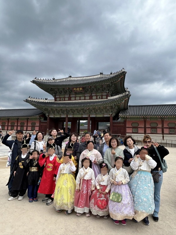 의정부시, 드림스타트 아동들 키다리 아저씨와 경복궁 나들이 / 사진 = 의정부시