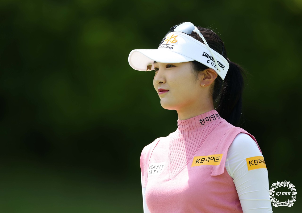 이예원 2024 두산메치플레이 결승전 2번홀 버디 홀아웃