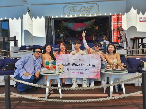 제주도와 제주관광공사가 중국과 일본, 동남아 등 나라별 맞춤형 마케팅을 추진하며 해외 관광객 유치에 박차를 가하고 있다.