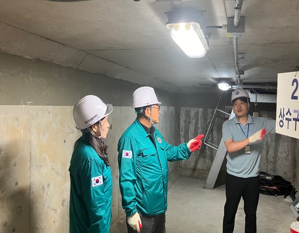 오창산단 지하공동구 안전점검 사진