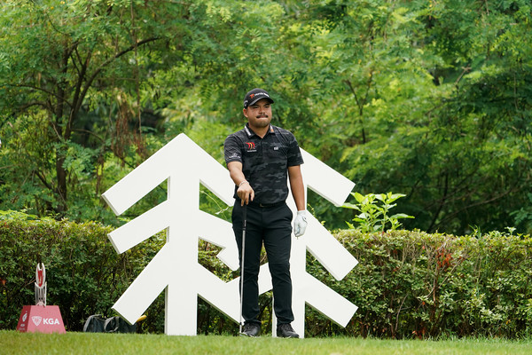 코오롱 제66회 한국오픈 골프선수권대회 144중 명중 우승은 김민규가 차지하며 디오픈 직행 티켓을 얻었다. 미겔 타부에나 티샷플레이 모습. (사진 코오롱한국오픈조직위제공)