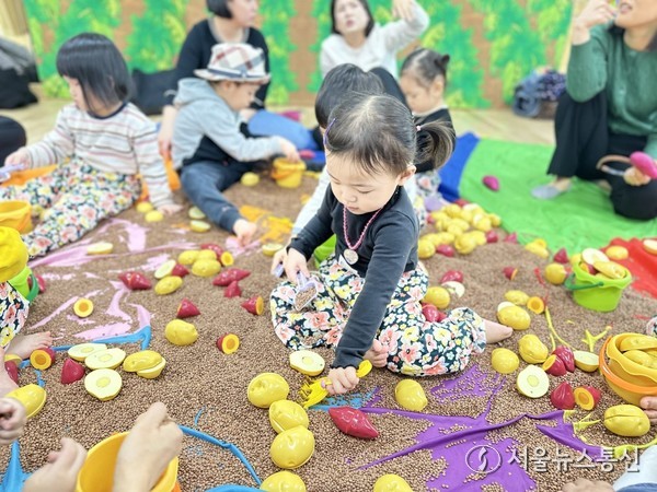 ▲여름학기 문화강좌/오감놀이(사진 = 해남군)