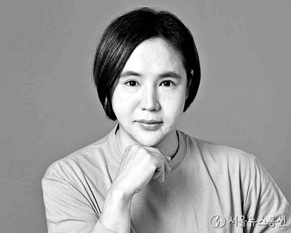 신성훈 감독이 해외 영화제 ‘제5회 ’195컨트리즈 필름 페스티벌’에서 ’신의선택‘으로 베스트 감독상과 베스트 스토리상 2관왕을 수상 / 사진 = 라이트 픽처스 제공