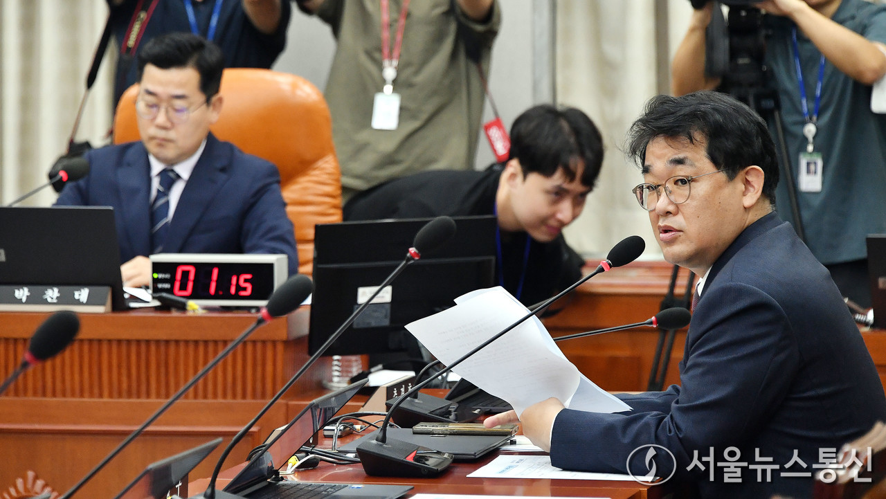 9일 오전 서울 여의도 국회에서 열린 운영위원회 전체회의에서 배준영 국민의힘 간사가 의사진행발언을 하고 있다. 이날 국민의힘 의원들은 배준영 간사를 제외하고 불참했다. (2024.09.09) / 사진 = 서울뉴스통신 이창호 기자