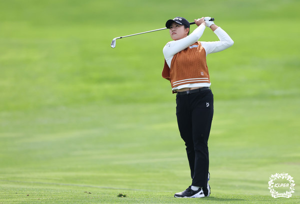 마다솜 S-OIL 챔피언십 2024 1R 4번홀 아이언샷 (사진제공 KLPGA)