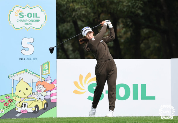 배소현 S-OIL 챔피언십 2024 1R 5번홀 티샷 (사진제공 KLPGA)