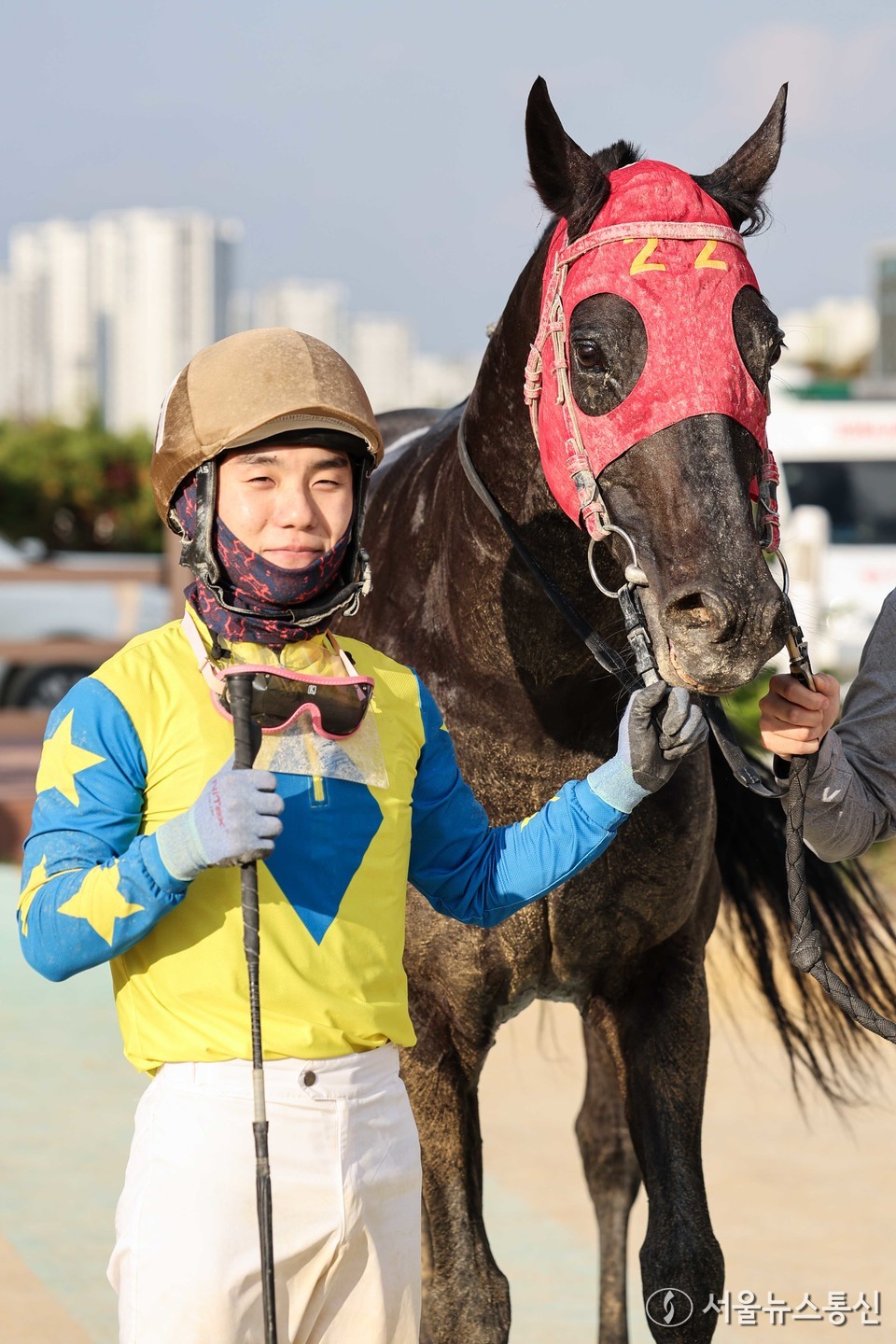 노장 투혼 ‘선더호스’ 제13회 서울경제신문배 우승