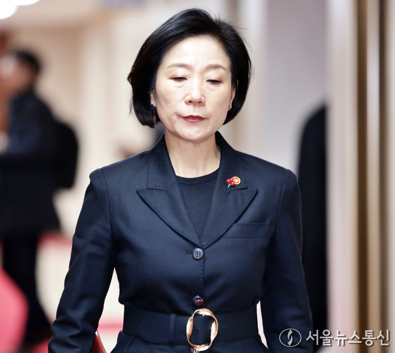 오영주 중소벤처기업부 장관이 10일 오전 서울 종로구 정부서울청사에서 열린 계엄 이후 첫 총리 주재 국무회의에 참석하고 있다. (2024.12.10) / 사진 = 서울뉴스통신 이민희 기자