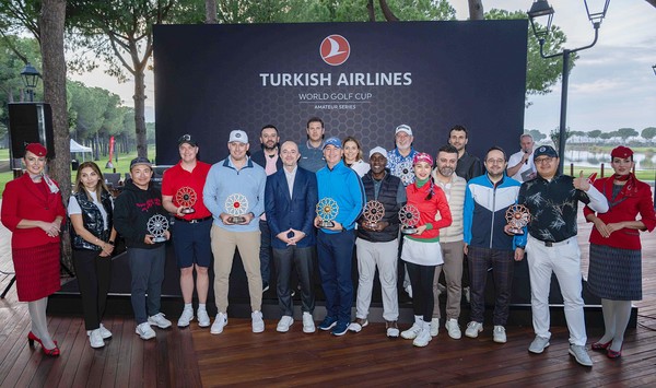 터키항공이 지난 12월 2~6일까지 안탈리아 글로리아 골프 리조트에서 아마추어 골프대회 ‘월드골프컵’을 성황리에 마무리했다고 밝혔다. 이번 행사에는 주요 글로벌 기업 관계자와 재계 인사, 그리고 터키항공 상용고객 우대 프로그램 회원들이 참여해 자리를 빛냈다. (사진제공 터키항공)