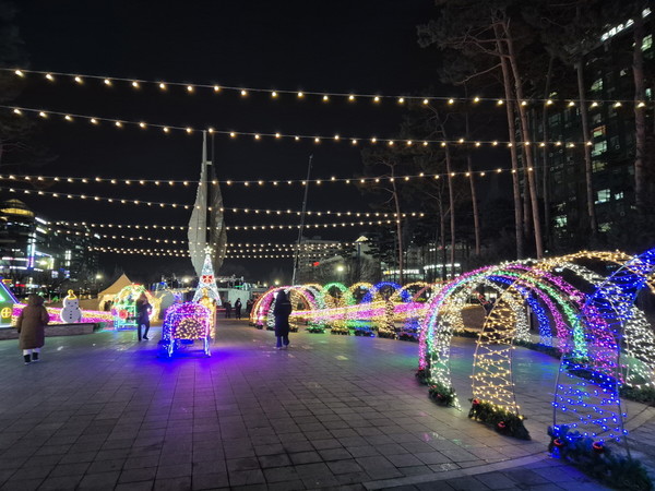 K팝 꽃팝 고양 크리스마스 축제 / 사진 = 고양시
