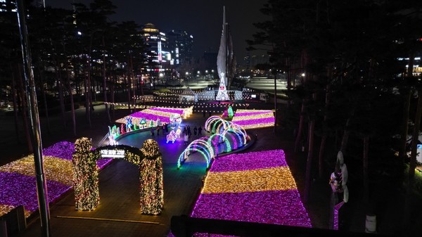K팝 꽃팝 고양 크리스마스 축제 / 사진 = 고양시
