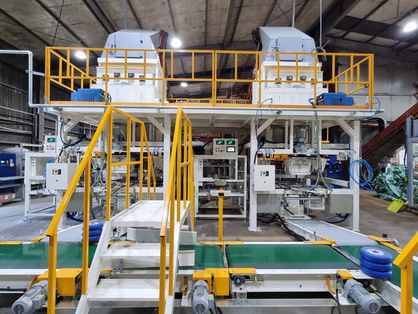 정보통신기술(ICT) 활용 한우 사료 생산 공정 자동화 / 사진 = 고양시