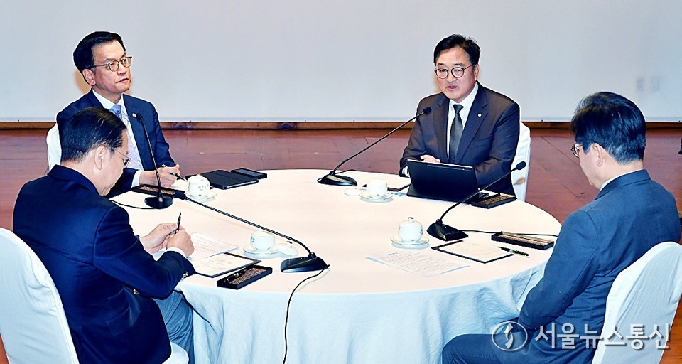 우원식 국회 의장이 20일 서울 여의도 국회 사랑재에서 열린 국정 안정을 위한 국회-정부 국정협의회에서 모두발언을 하고 있다. (2025.02.20) / 사진 = 서울뉴스통신 신현성 기자