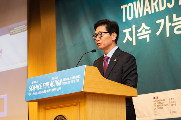 황정근 국회도서관장 