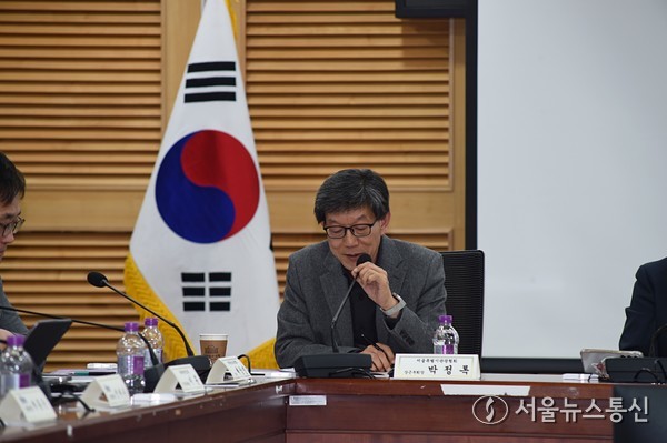 박정록 서울시관광협회 상근 부회장이 발표하고 있다.