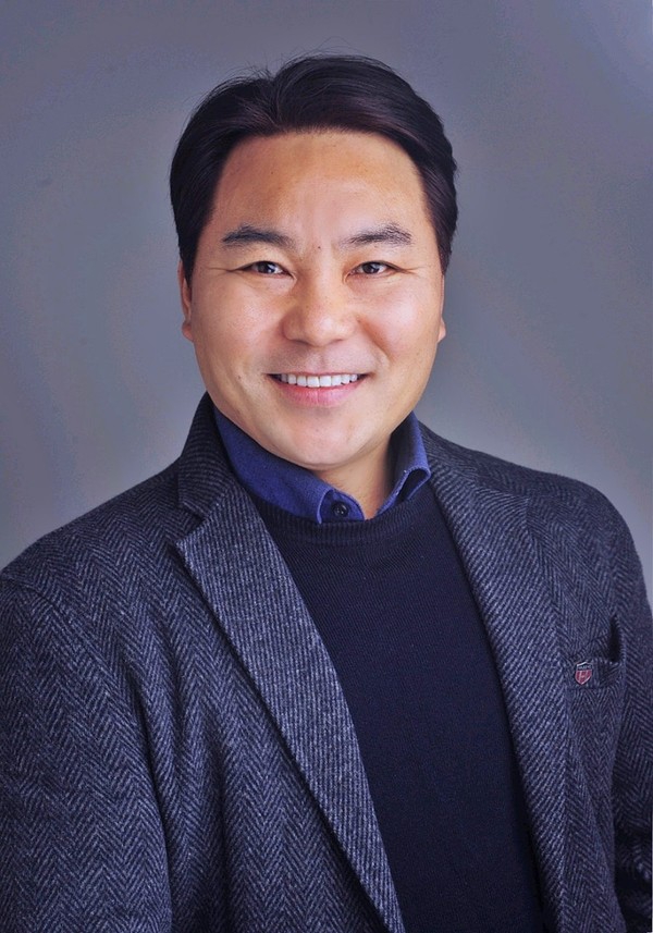 엄상필 후평2동 주민자치회장이 춘천시 주민자치협의회장으로 선출됐다.