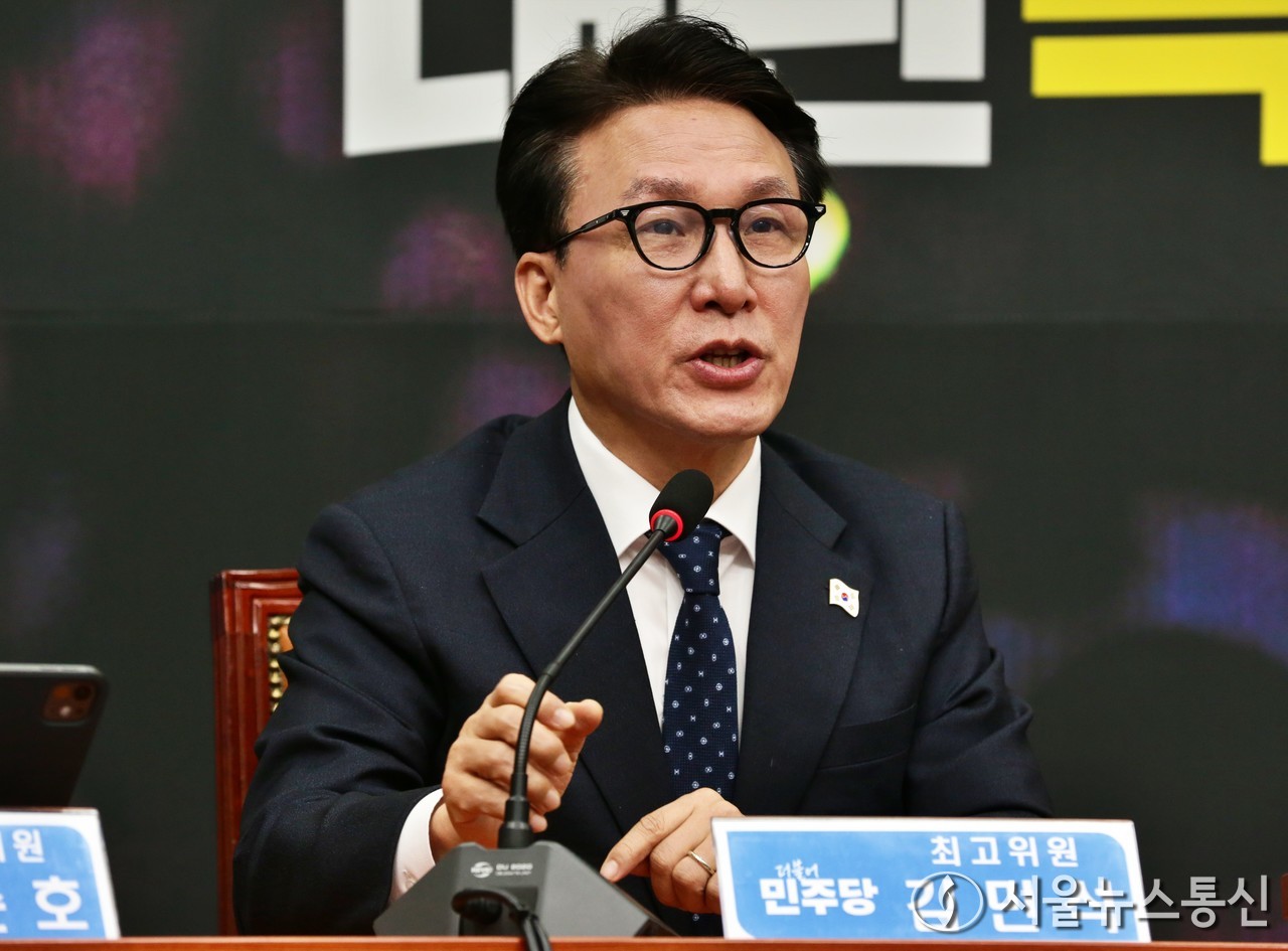 김민석 더불어민주당 최고위원이 13일 오전 서울 여의도 국회에서 열린 최고위원회의에서 발언하고 있다. (2025.01.13) / 사진 = 서울뉴스통신 신현성 기자