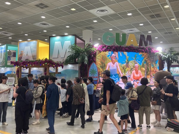 ‘40주년’을 맞은 서울국제관광전이 5일부터 나흘간 코엑스 C홀서 개최된다. 세계관광산업컨퍼런스도 동시에 열려 국내 및 세계 관광산업의 흐름을 알아갈 수 있다. 45개 국가 및 지역 참여, 관광 500여 부스가 준비돼있다. 사진제공 서울국제관광전조직위 