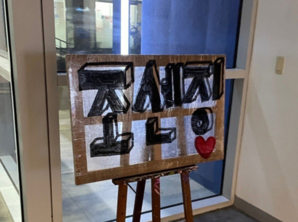 대학에 등장한 욱일기와 조센징 관련 전시물 / 사진 = 서경덕교수팀 제공