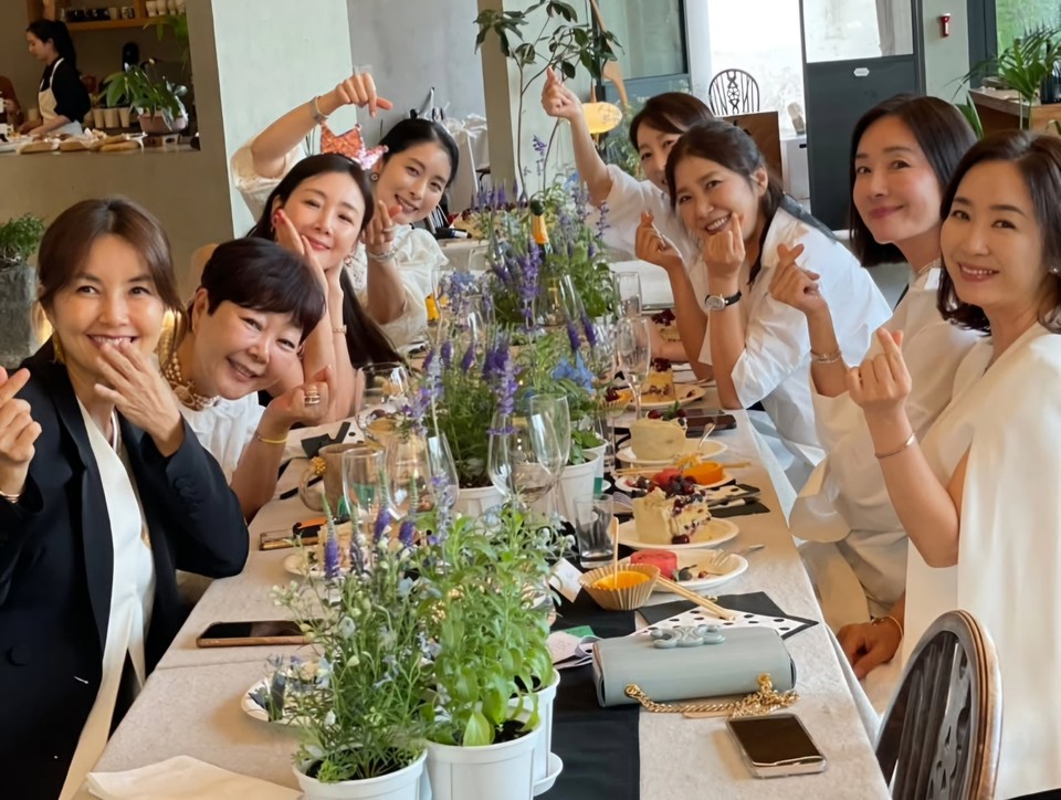 사진 = 신애라 인스타그램 갈무리