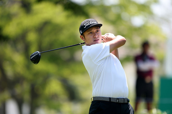 저스틴 데 로스 산토스가 14일 경기도 안산시 더헤븐 컨트리클럽(파72·7293야드)에서 열린 하나은행 인비테이셔널 대회 3라운드 1번 홀에서 드라이버 티샷하고 있다. 사진제공 KPGA