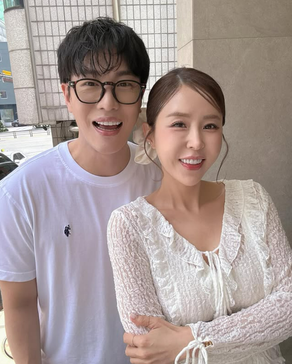 문원·신지 / 사진 = 신지 인스타그램 갈무리