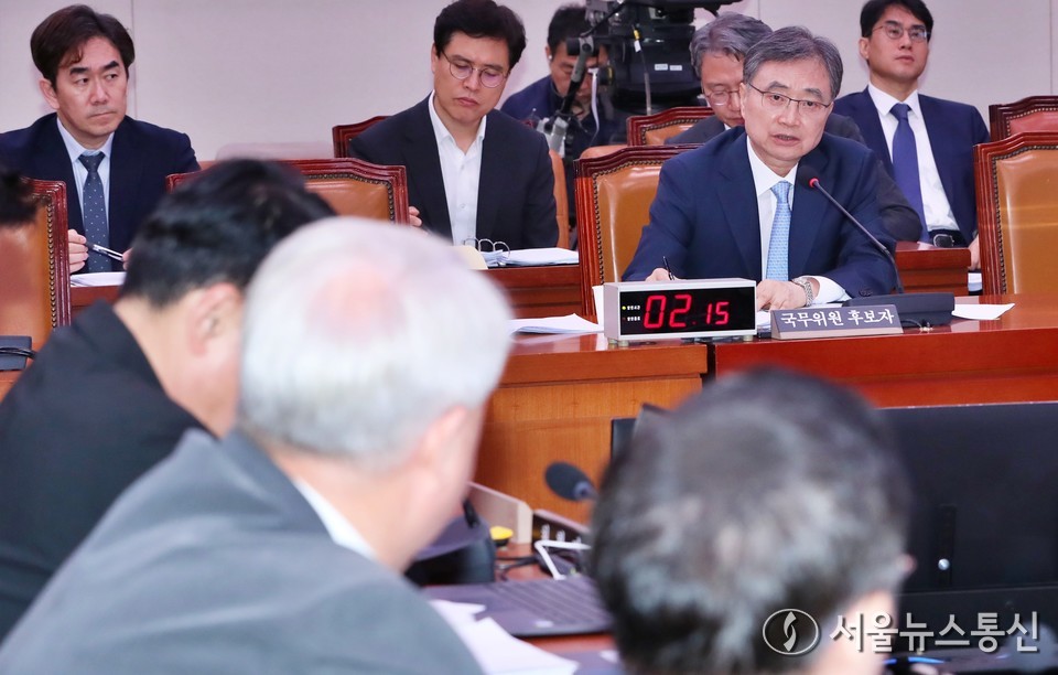 조현 외교부 장관 후보자가 17일 서울 여의도 국회 외교통일위원회에서 열린 인사청문회에서 의원 질의에 답하고 있다. 2025.07.17, snakorea.rc@gmail.com , *재판매 및 DB 금지