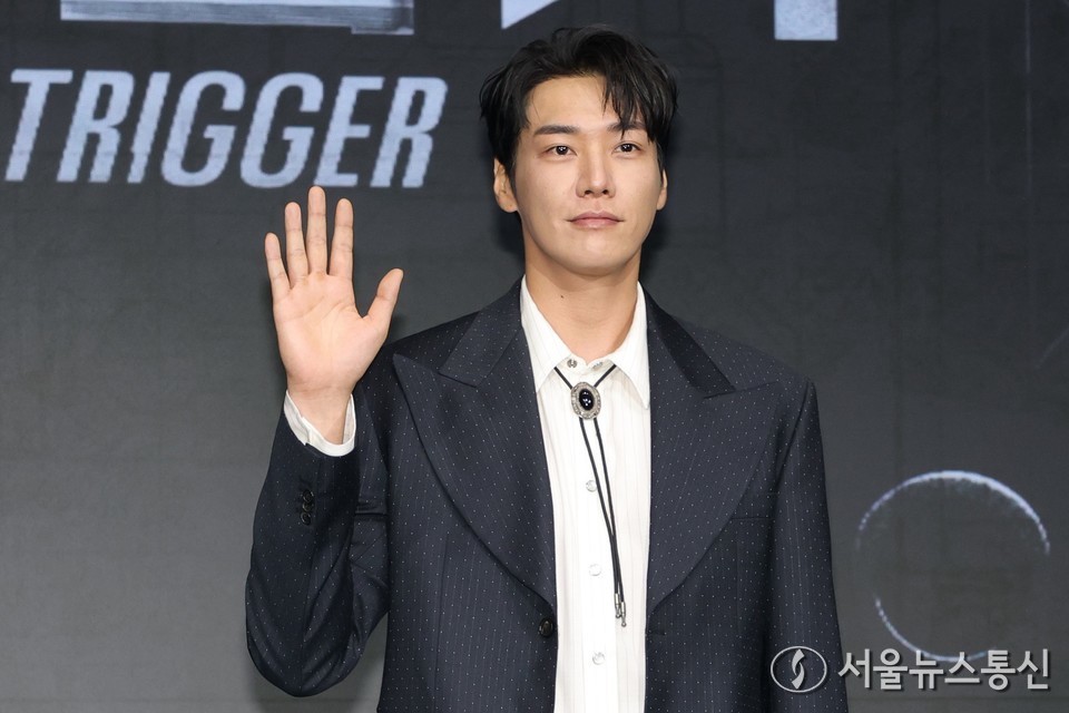 배우 김영광이 22일 오전 서울 마포구 호텔 나루에서 열린 넷플릭스 시리즈 '트리거'(감독 권오승) 제작발표회에서 포즈를 취하고 있다. (사진=이성현 기자) 2025.07.22, snakorea.rc@gmail.com , *재판매 및 DB 금지