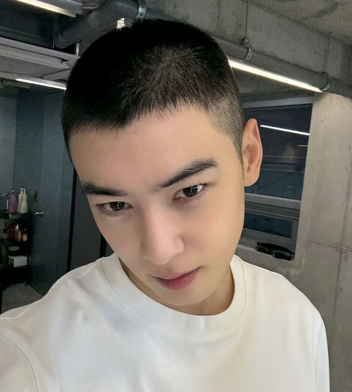 사진 = 차은우 인스타그램 갈무리