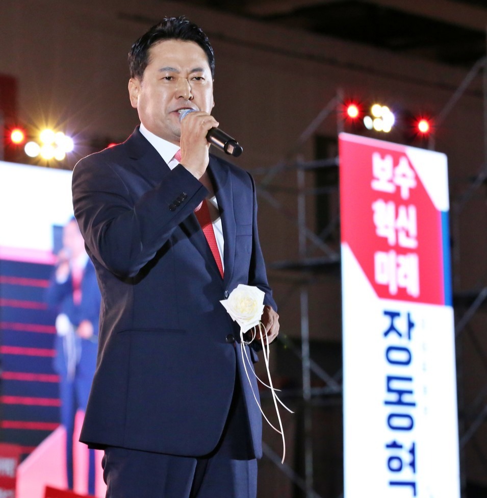 장동혁 국민의힘 당 대표 후보가 22일 충북 청주시 청주오스코에서 열린 국민의힘 제6차 전당대회에서 비전 발표를 하고 있다. (사진=이민희 기자) 2025.08.22, snakorea.rc@gmail.com , *재판매 및 DB 금지