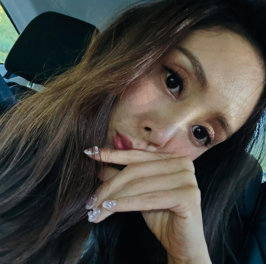 사진 = 지나 인스타그램 갈무리