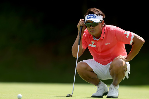 박상현 3번홀 퍼팅 라인을 살피는2025.08.31, snakorea.rc@gmail.com , *재판매 및 DB 금지