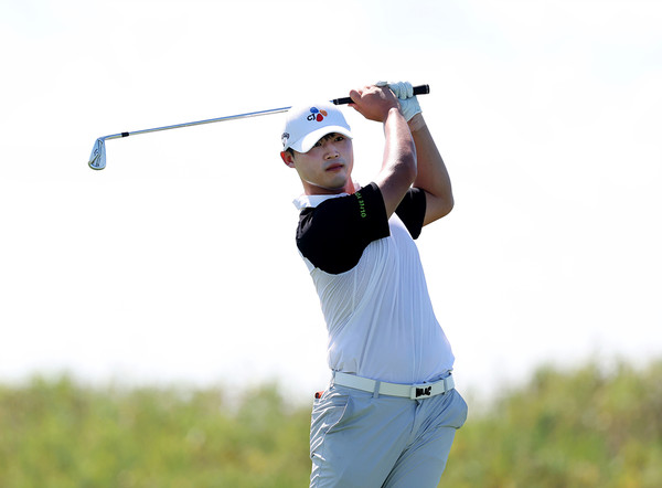 배용준 16번홀 세컨 아이언 샷 (사진제공 KPGA) 2025.09.06, snakorea.rc@gmail.com , *재판매 및 DB 금지