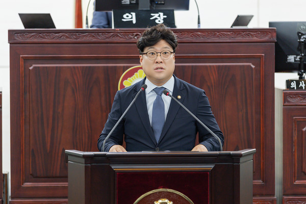 김영수 의원 5분발언 모습 [사진=화성특례시의회]