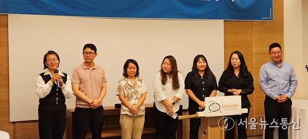 사이판 현지 호텔 주요 관계자들이 기념사진을 찍고 있다. 사진 이민희 기자 2025.09.14, snakorea.rc@gmail.com , *재판매 및 DB 금지