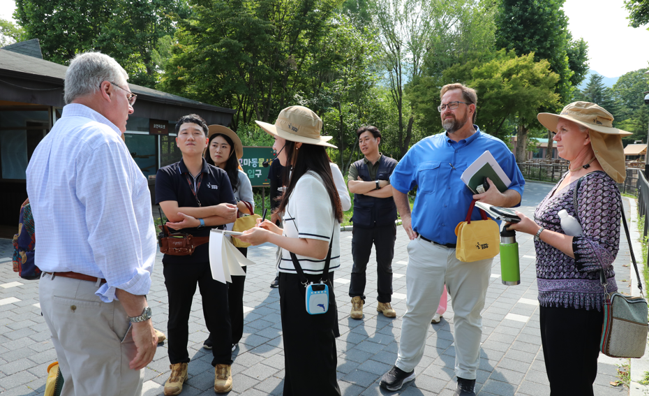 서울동물원 방사장 점검 모습 (사진= 서울대공원 제공) 2025.09.16, snakorea.rc@gmail.com , *재판매 및 DB 금지