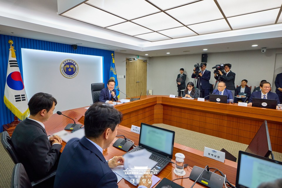 이재명 대통령이 18일 서울 용산 대통령실 청사에서 열린 수석보좌관회의에서 발언하고 있다. (2025.09.18) / 사진 = 대통령실