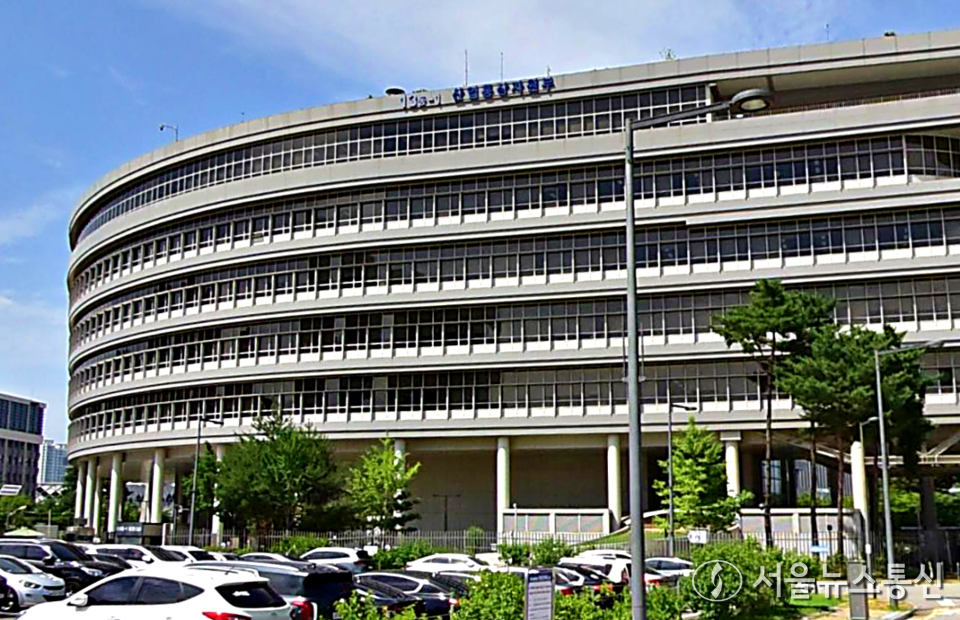 산업통상자원부는 24일 올해 3차 지역투자촉진보조금 심의위원회를 열고 지방에 신·증설하는 16개 기업에 961억원(국비 587억원)을 지원하기로 했다. (산업통상자원부) / 사진 = 서울뉴스통신 DB