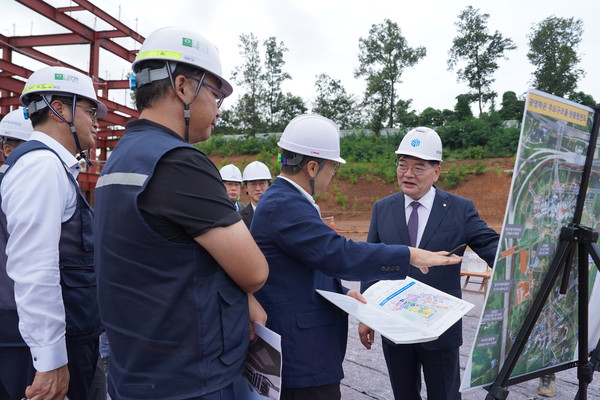 김용진 사장이 취임 후 첫 공식 일정으로 주요 사업지를 직접 방문해