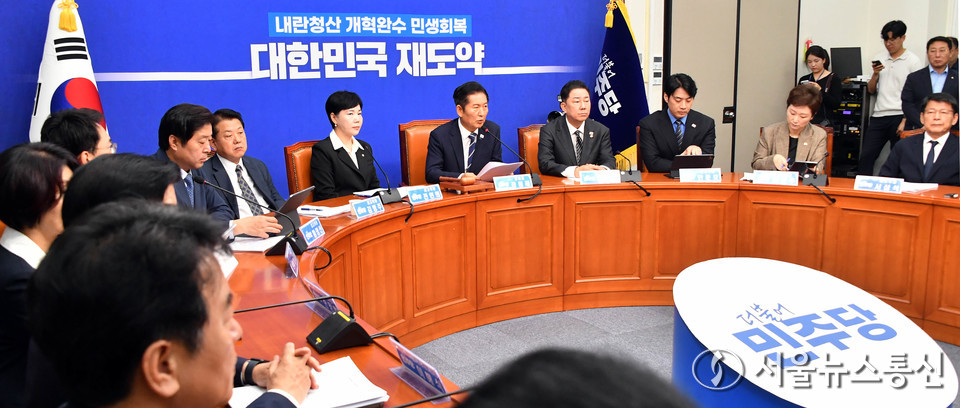 정청래 더불어민주당 대표가 29일 서울 여의도 국회에서 열린 최고위원회의에서 발언하고 있다. (사진=신현성 기자) 2025.09.29, snakorea.rc@gmail.com , *재판매 및 DB 금지